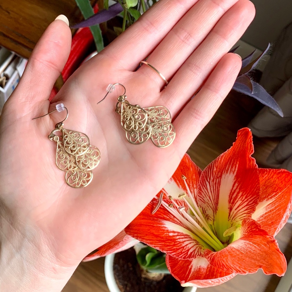 Gold earrings